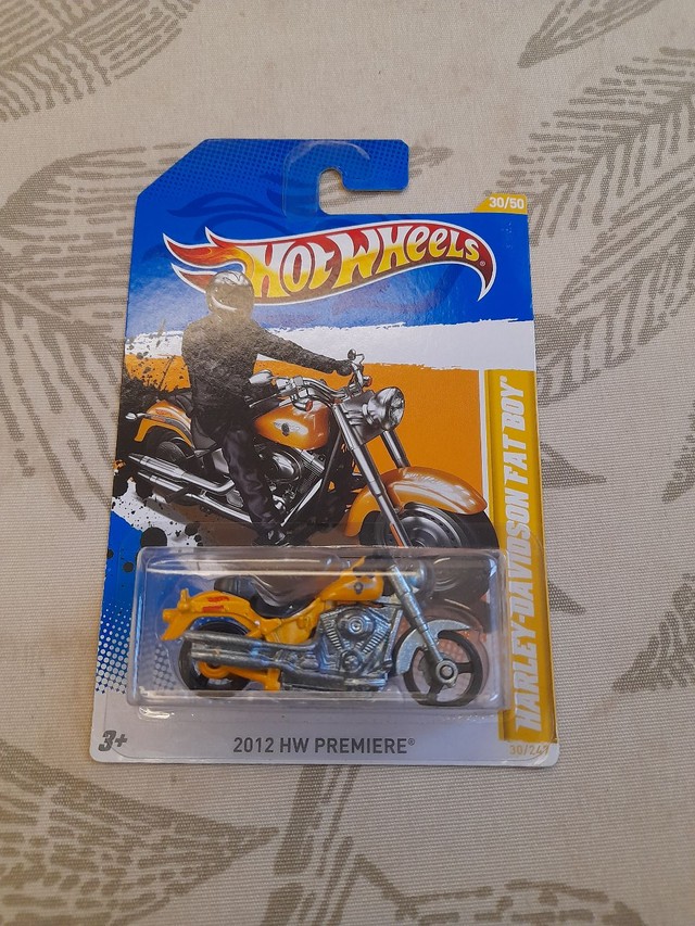HOT WHEELS HARLEY DAVIDSON FAT BOY 2012 