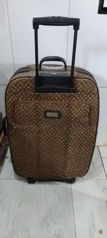 Mala primícia gigante<br>0.37 profundidade<br>0,54 largura<br>0,80 altura <br>R$200 - Foto 3