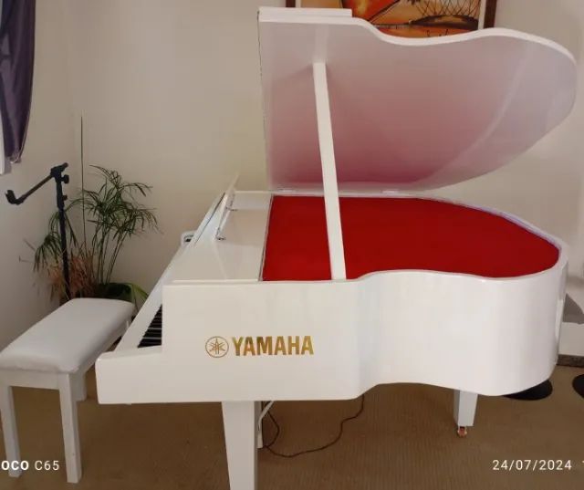 Piano Yamaha Digital Meia Cauda Branco - Foto 2