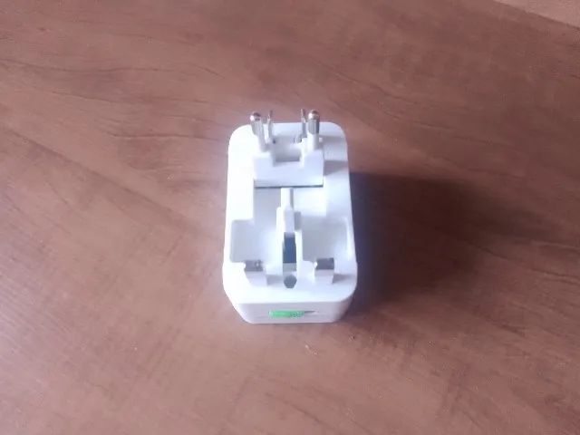 Adaptador Tomada Universal Padrão 150 Países Viagem Bivolt - Foto 3