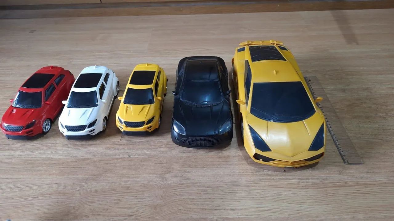 Carros de Brinquedo - Coleção de 5 Carros e Aviões.