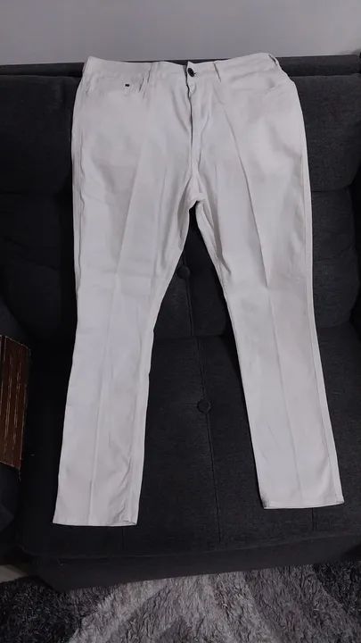Calça branca com stretch