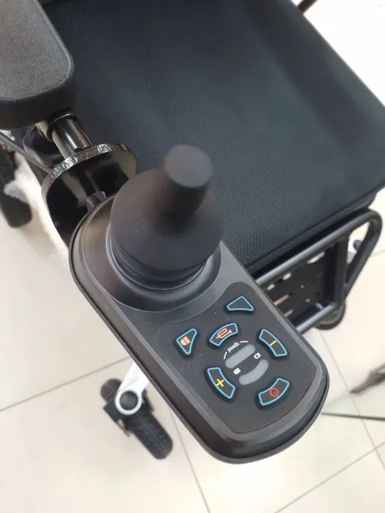 Cadeira Elétrica  - Foto 5
