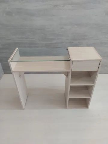 mesa para atendimento de manicure