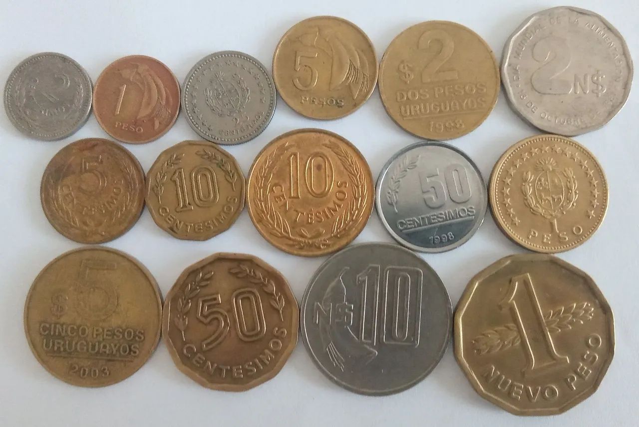 15 Moedas Antigas Uruguai - Foto 2