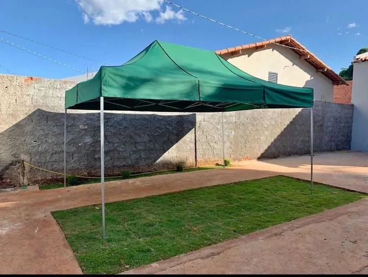 Tenda 3x4.5  lona náilon 