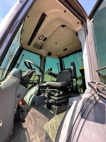 Retroescavadeira New Holland B110 2020 4X4  - Foto 5