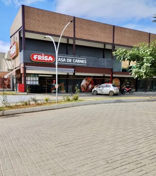 Lojas No Boulevard São Silvano