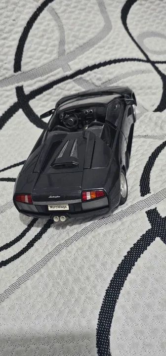 LAMBORGHINI IMPECÁVEL DE FERRO GRANDE PARA COLECIONADOR