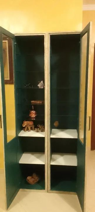 Par de cristaleiras repaginadas.Conservadas. - Foto 5