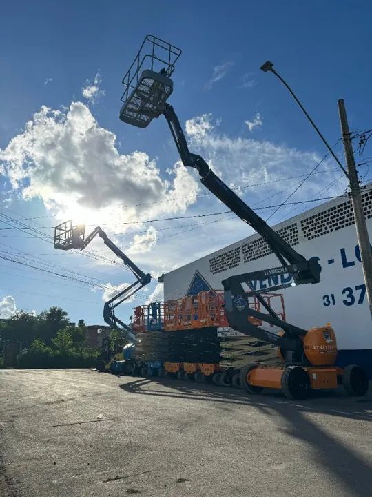 PLATAFORMA TESOURA -LOCAÇÃO