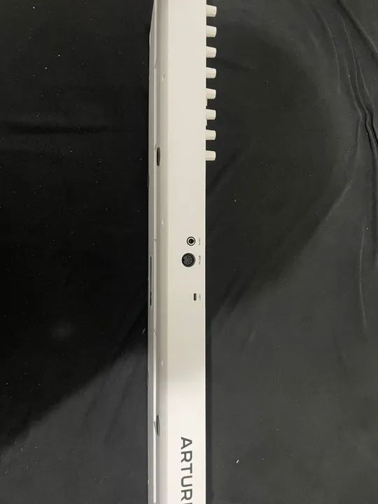 Teclado Controlador Arturia Keylab Essentials 61 Teclad - Foto 5