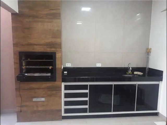 Churrasqueira revestida