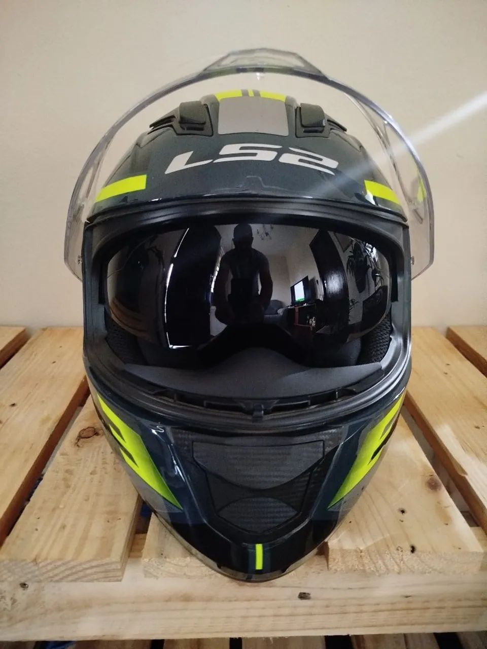 Capacete LS2 FF 320 Stream Shadow - Troco e Parcelo - Foto 6