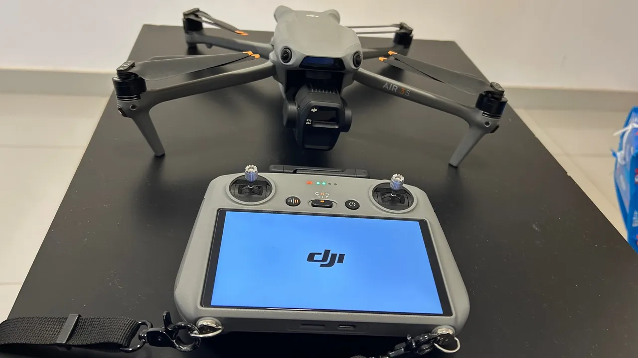 DJI Air 3S - Drone para fotos e vídeos incríveis