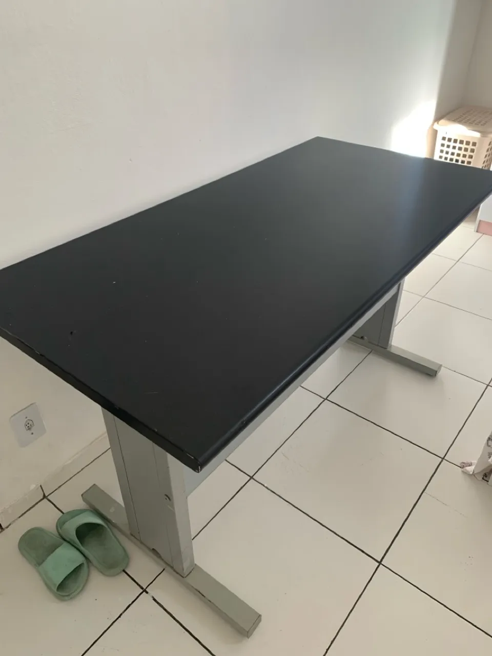 Mesa de escritório muito resistente