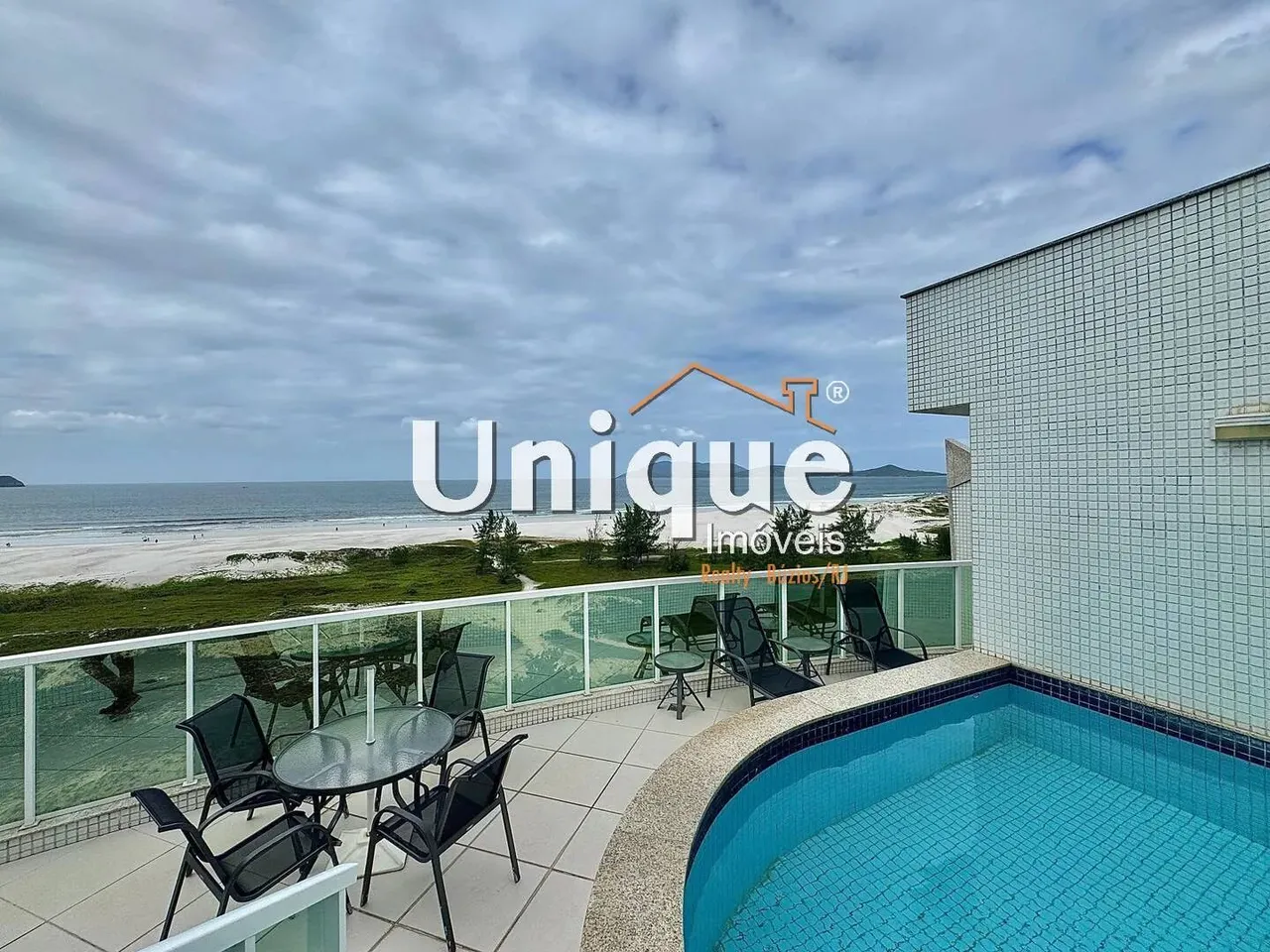 Cobertura Vista Mar com Porteira Fechada por R$ 4.500.000,00