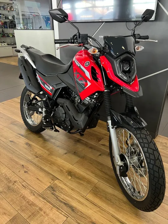 CROSSER S ABS
