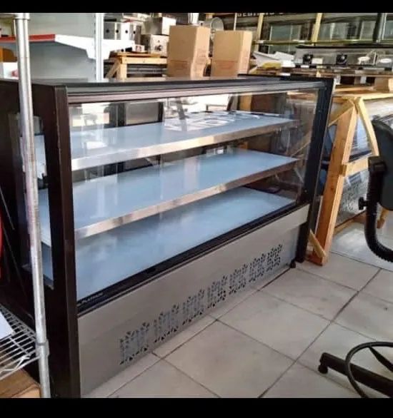 Vitrine Refrigerada para Padaria 1.20 comprimento - Foto 3