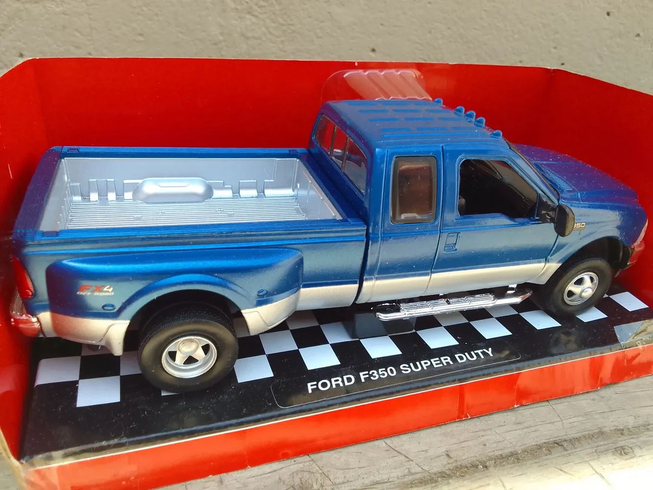 Miniatura Ford F350 Super Duty - Foto 3
