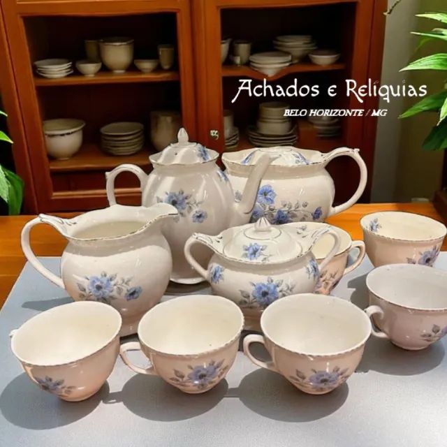 Lindo conjunto de chá antigo Wood's Ivory Ware England com delicadas flores azuis - Foto 3