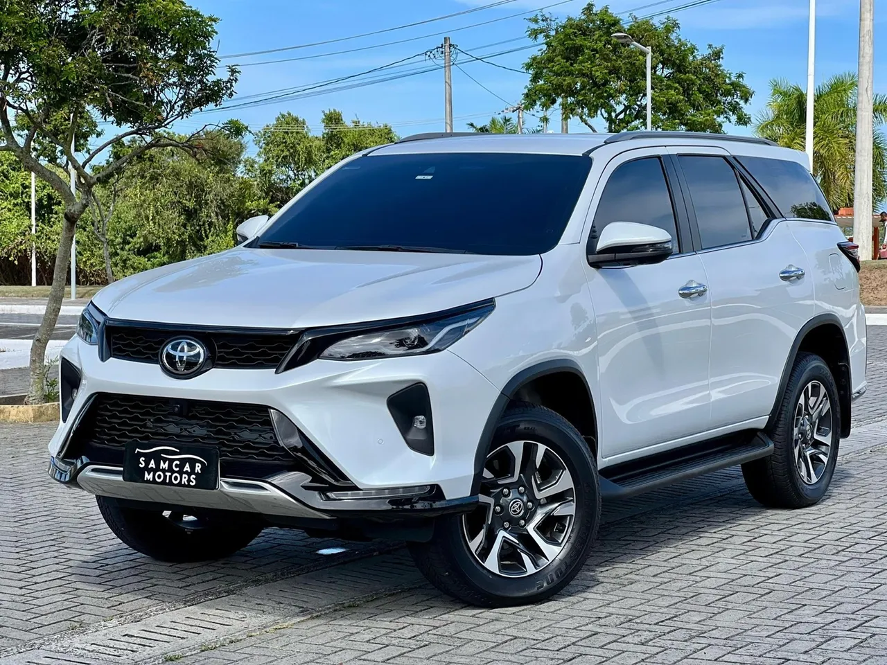 HILUX SW4 SRX PLATINUM 4X4 2024, APENAS 30.000KM!!