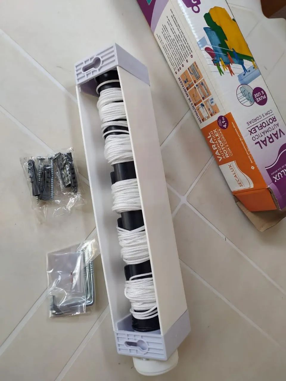 Varal Automático Rotoflex Secalux - 5 Cordas  20,5 metros - Foto 4