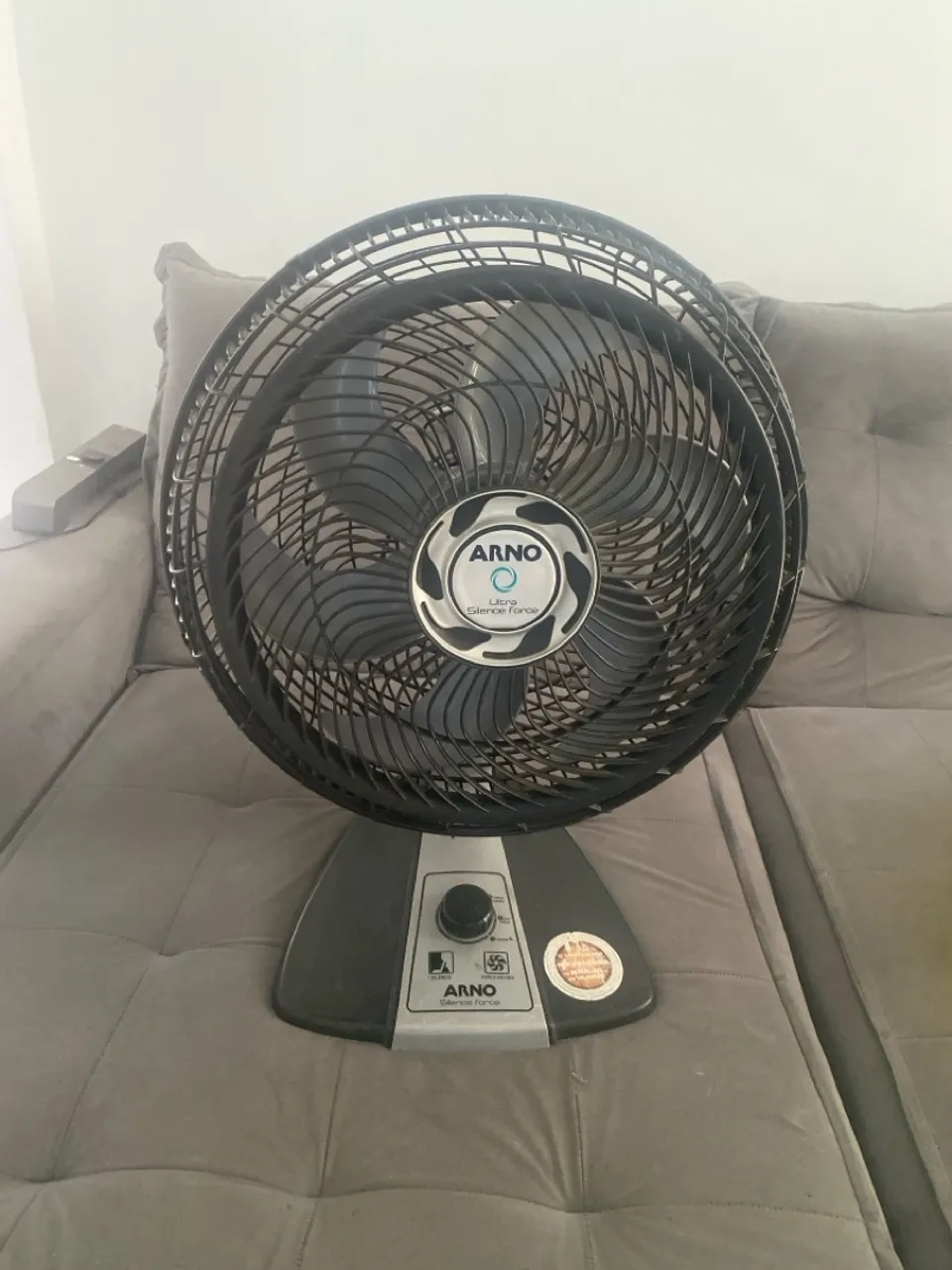 Ventilador Arno 6 pas PRECISANDO URGENTEMENTE