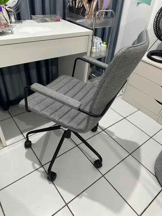 Cadeira de Escritório Giratória com Rodas - Foto 2