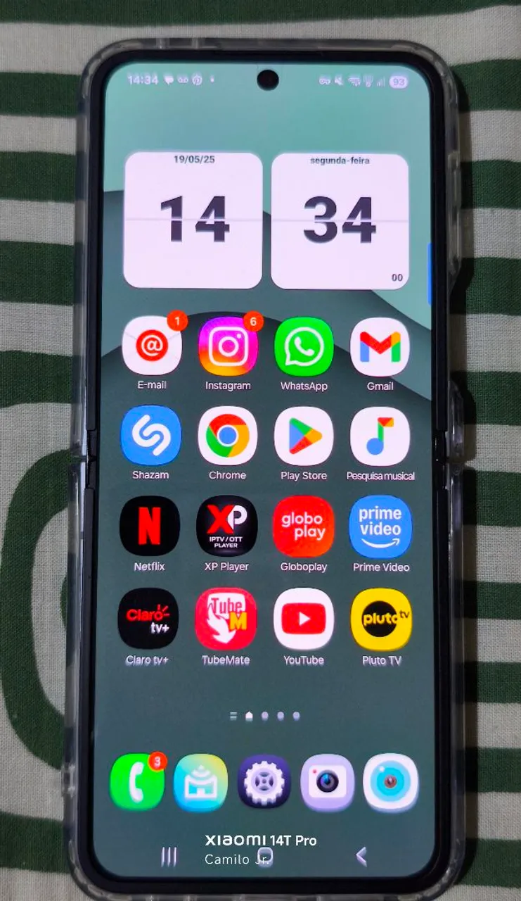 Samsung Galaxy Z Flip 6