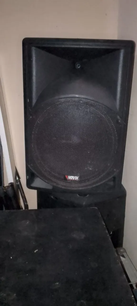 Duas caixas de Som NOVINK