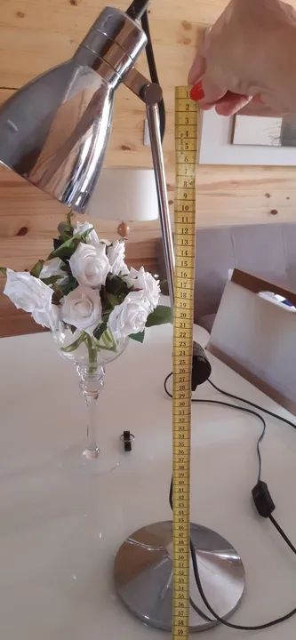 Luminária de mesa moderna e elegante