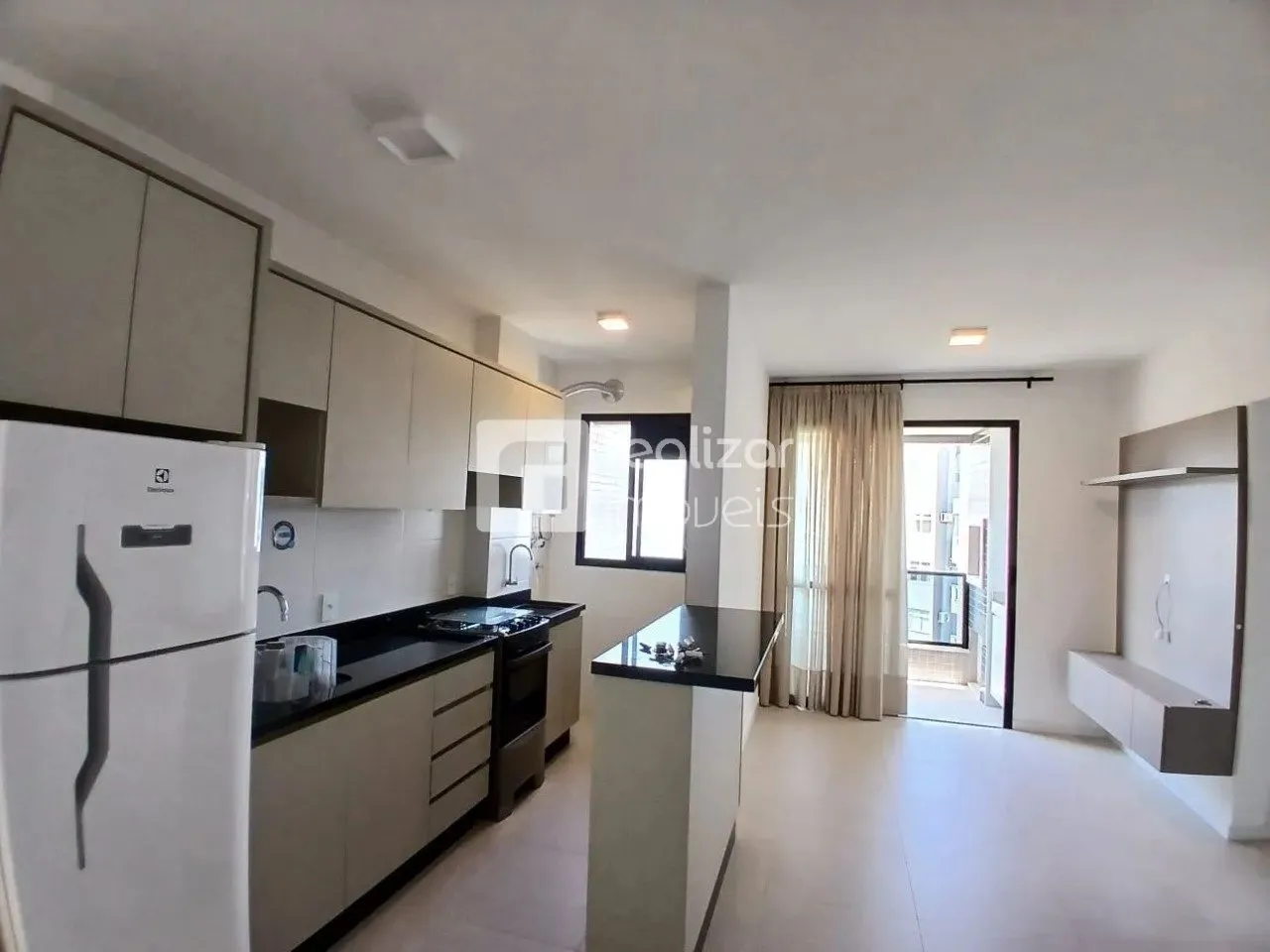Apartamento 2 quartos Carvoeira, Florianópolis.