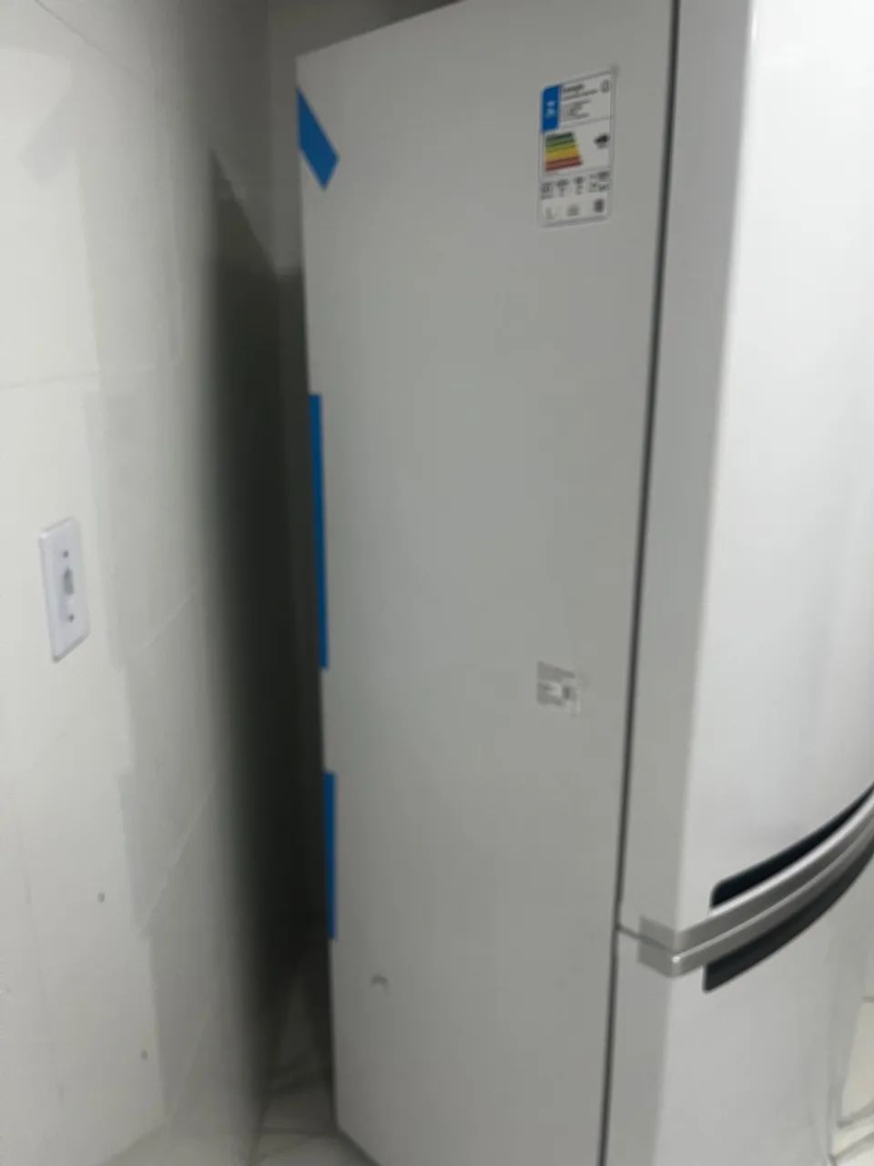 Geladeira Brastemp BRE57FB Frost Free Inverse Painel Digital e Turbo Ice - 447L - 110V - Foto 3