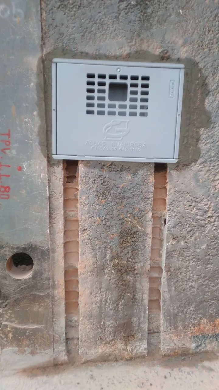 Caixa de Hidrometro (JÁ INSTALADA)R$ 300,00