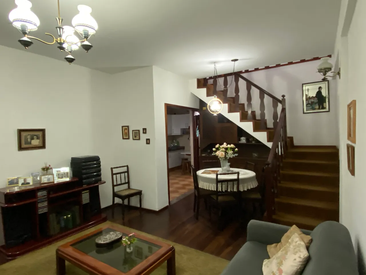 Investimento!!! Casa de 3 quartos mais prédio de kitnets a venda em Olaria, Nova Friburgo