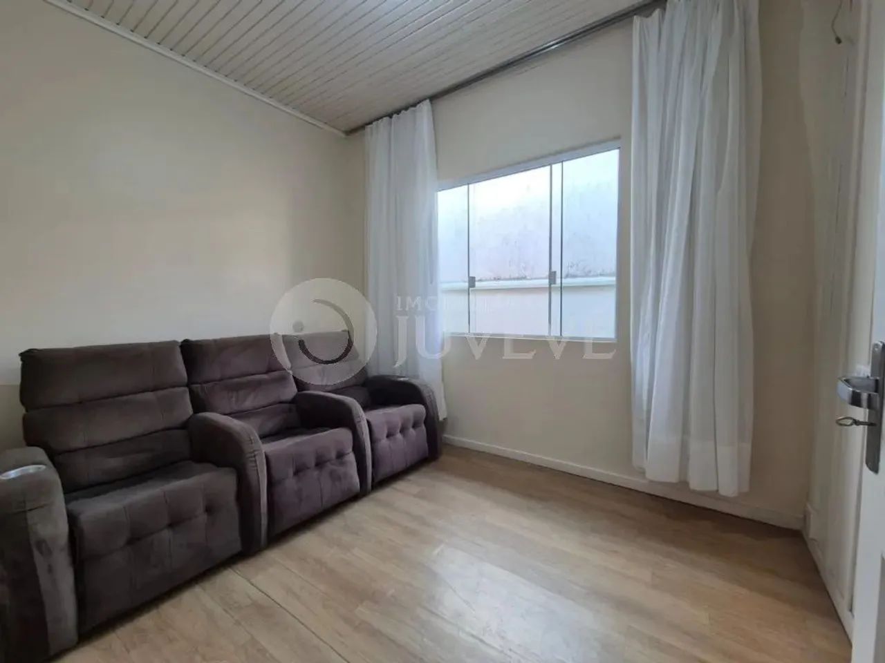 IMOBILIARIA JUVEVÊ ALUGA CASA RESIDENCIAL MOSSUNGUE PRX PARQUE BARIGUI RIMATUR PARK SHOPPI - Foto 3