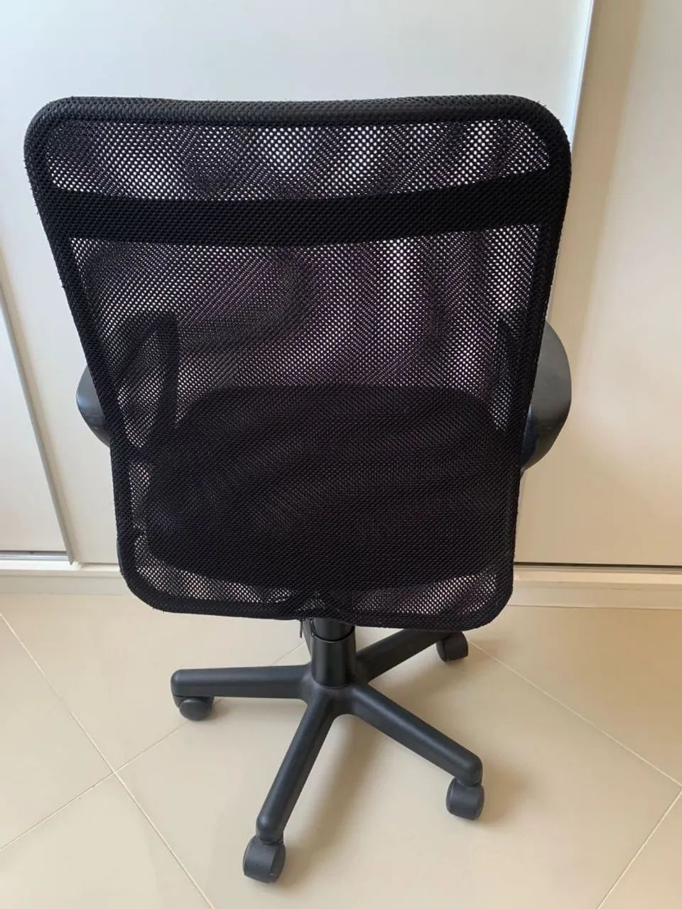 Cadeira escritório preta - Foto 3