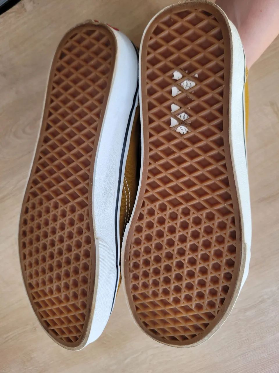 Tênis Vans Old Skool - Amarelo - Foto 5