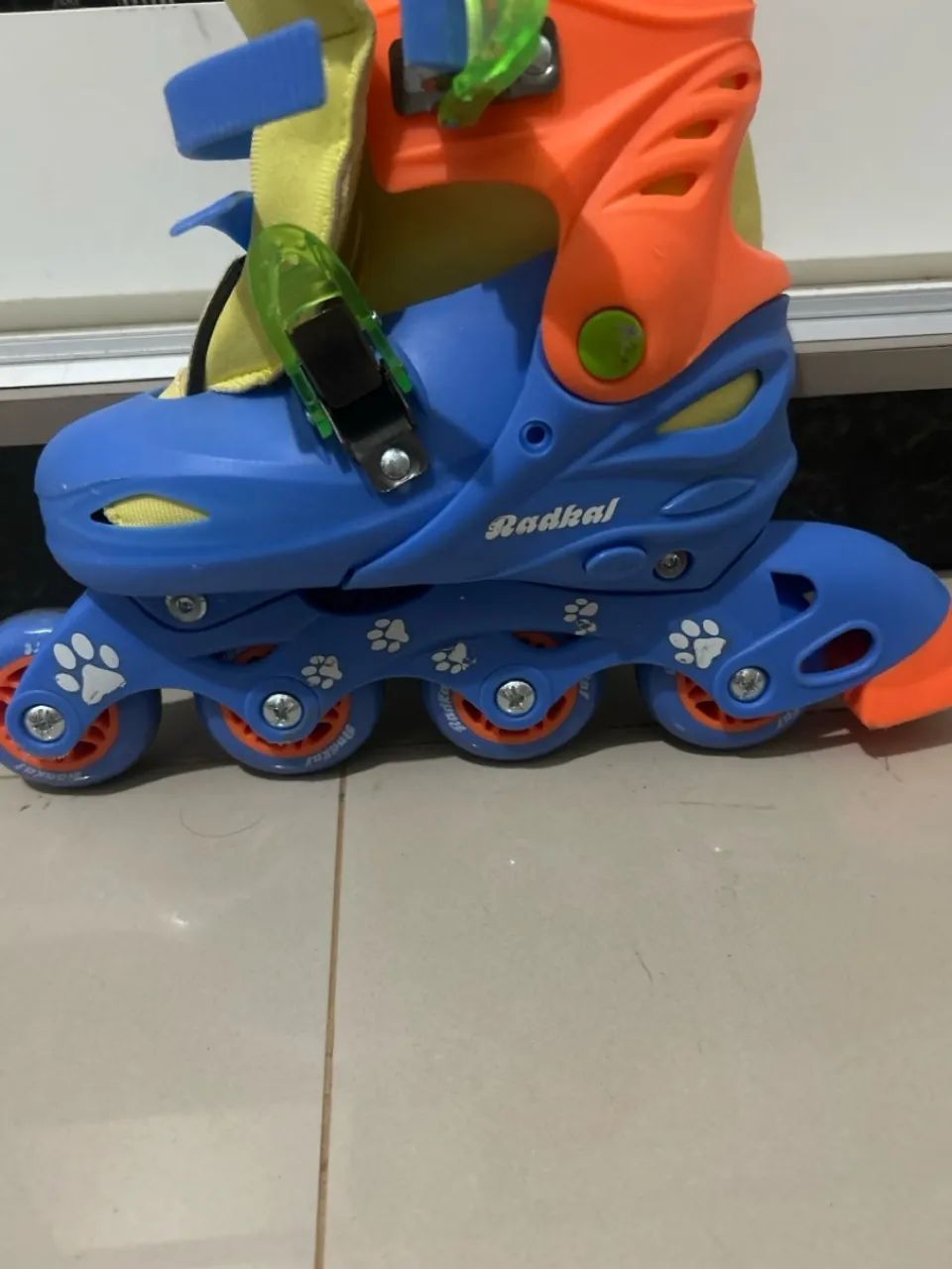 Patins Radikal Infantil - Ajustável e Divertido! - Foto 3