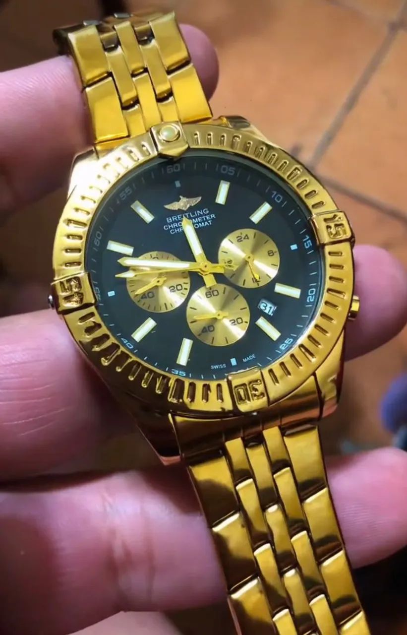 Relógio Breitling Chronomat Gold