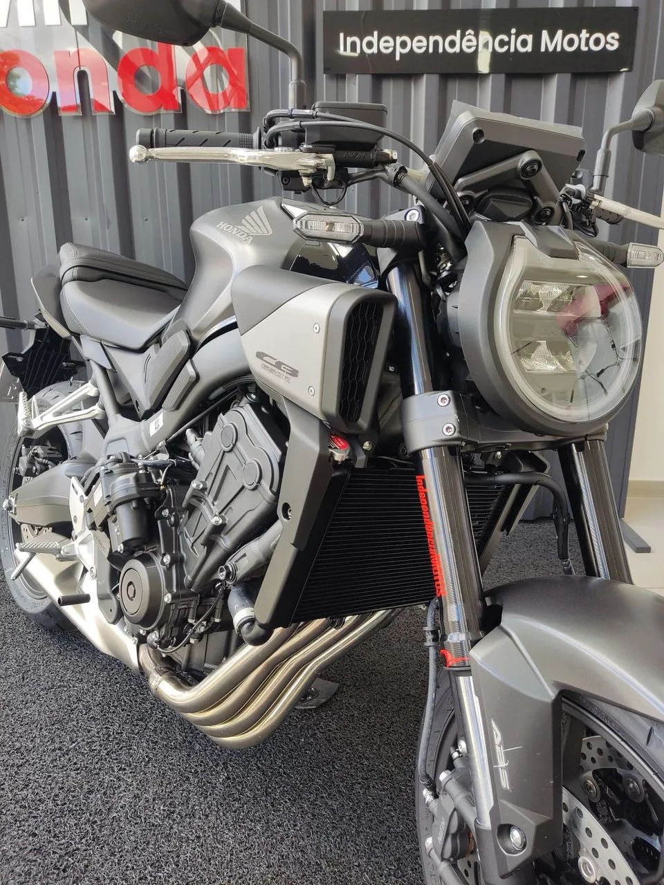 CB 650R E-CLUTCH 