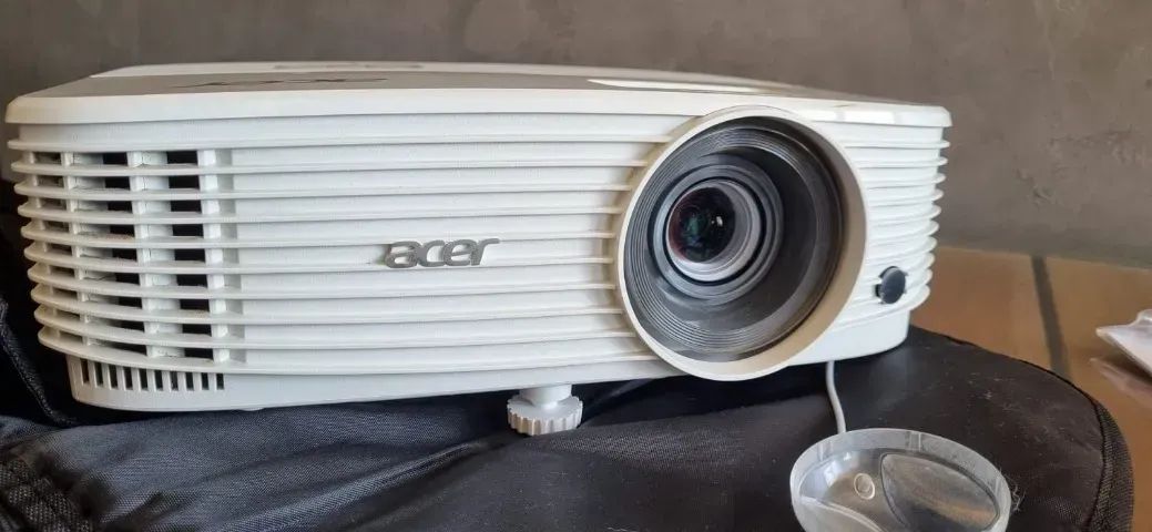 Projetor Acer P1150 3600 Lumens, SVGA, HDMI, 20.000:1 - Foto 2