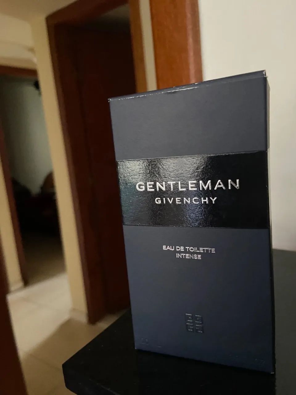 Gentleman Givenchy Intense Eau de Toilette Perfume (pouco usado)