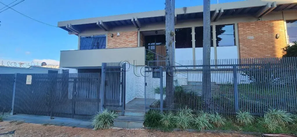 Sobrado para alugar em Campinas, Vila Nova, com 3 quartos, com 450 m²