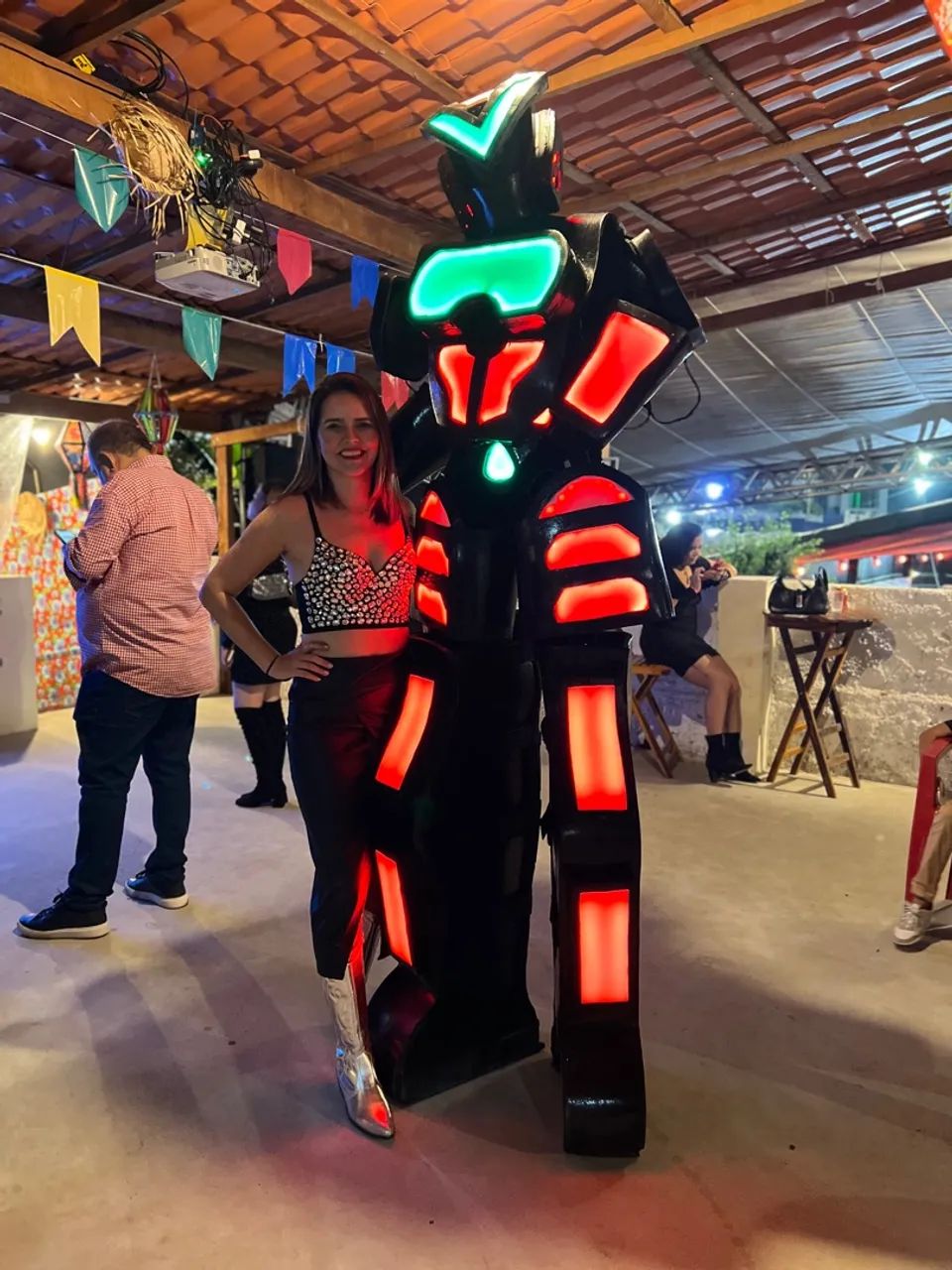 Robô LED para Festas e Eventos
