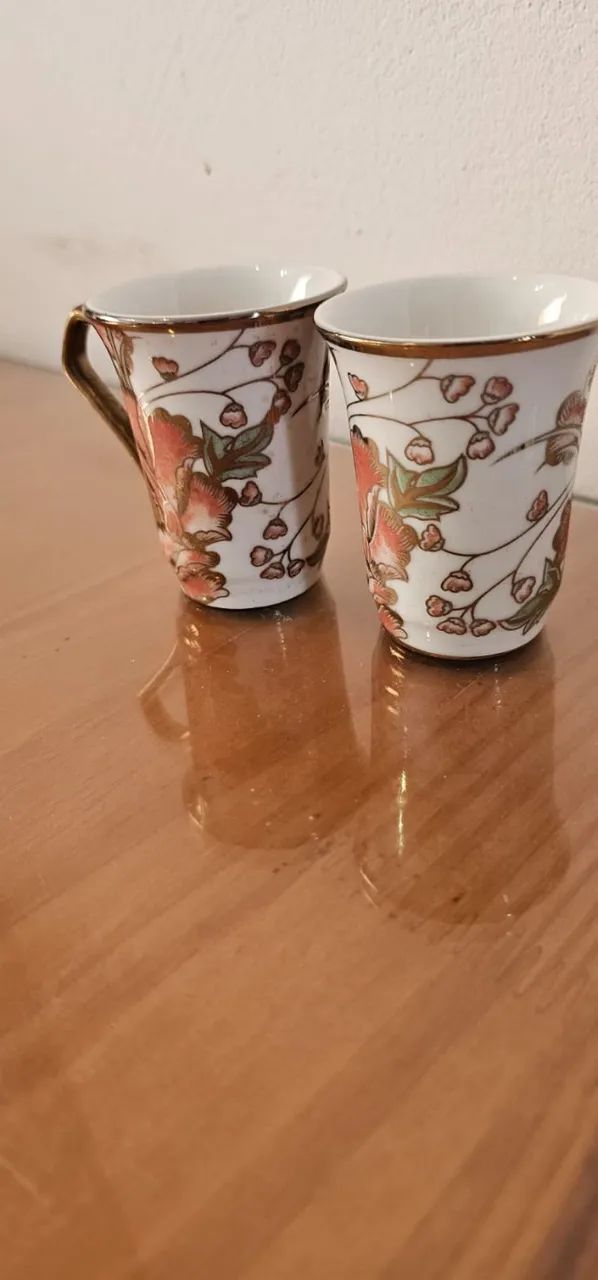 2 xícaras douradas antiguidade - Foto 3