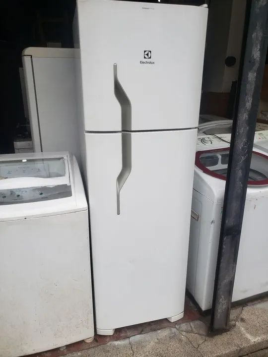 Eletrodomésticos usados a pronta entrega  faça um orçamento 