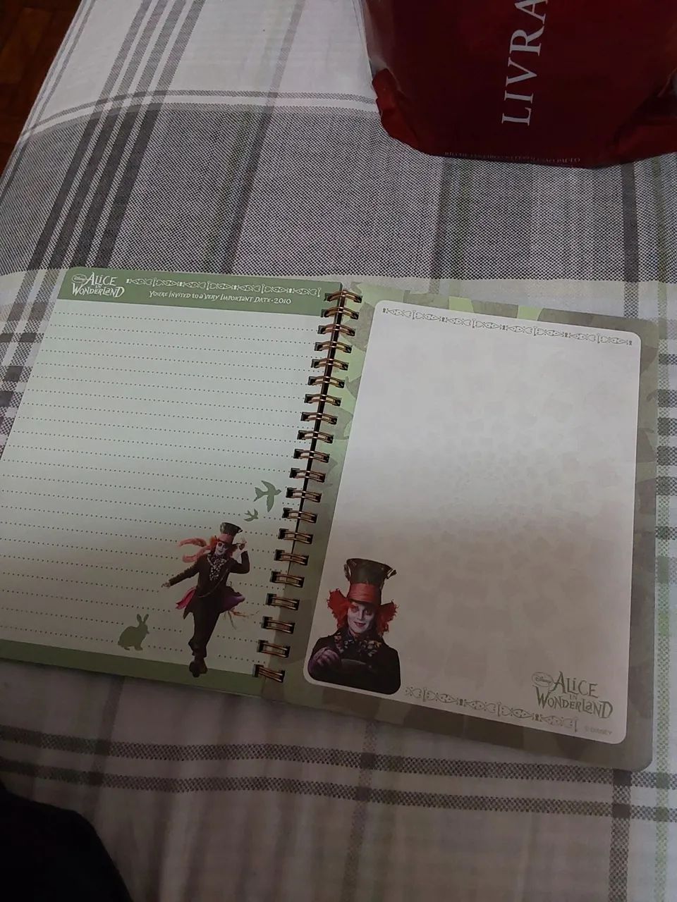 Agenda Alice no País das Maravilhas 2010 - Foto 3