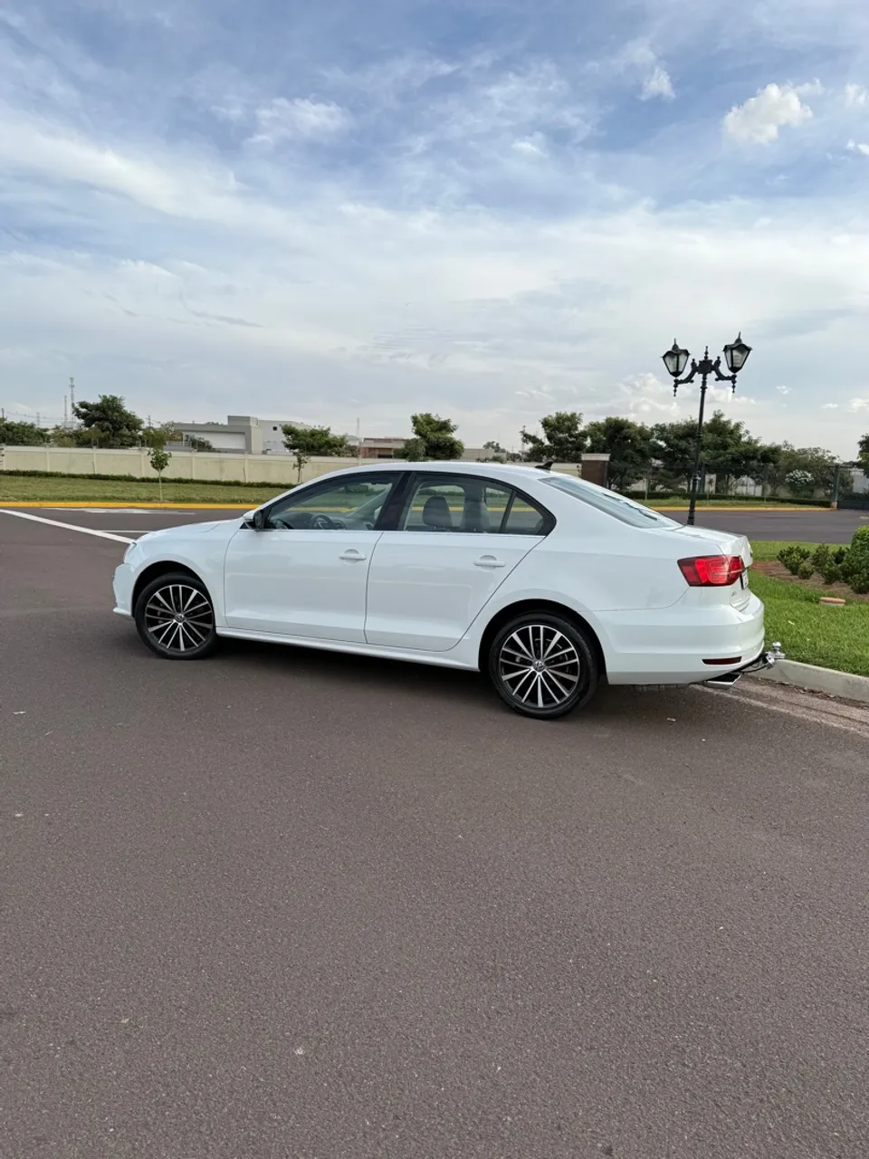 VOLKSWAGEN JETTA Usados e Novos